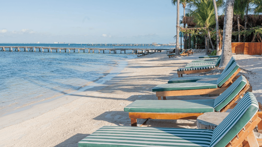 ¿UNA TARDE  EN ISLA MUJERES?