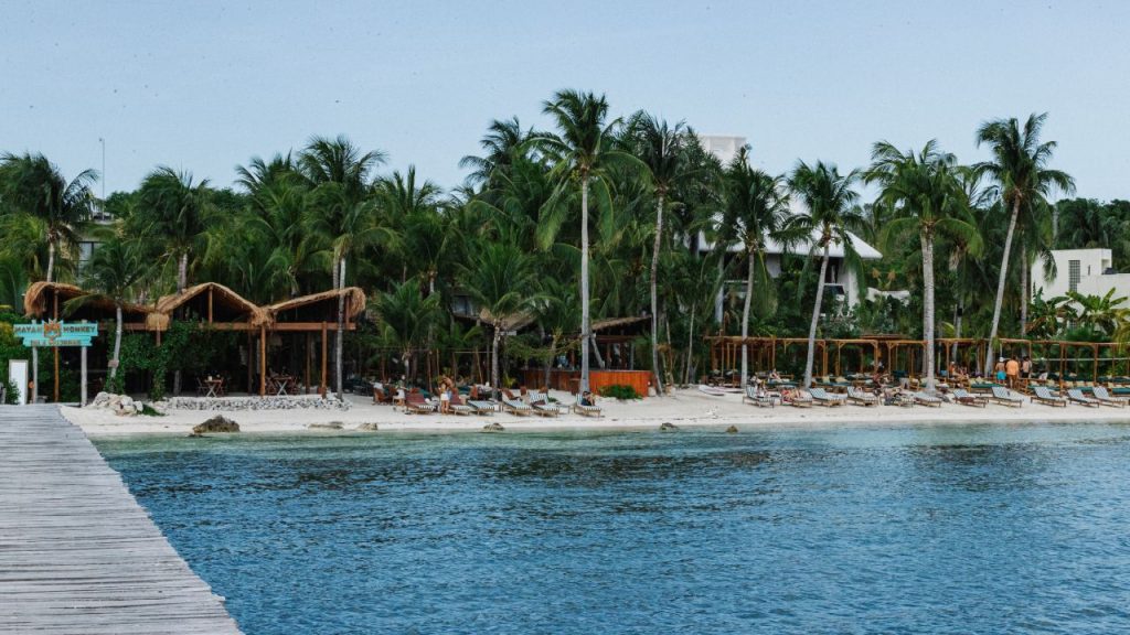 Posadas in Areia: End the year with your feet in the sand